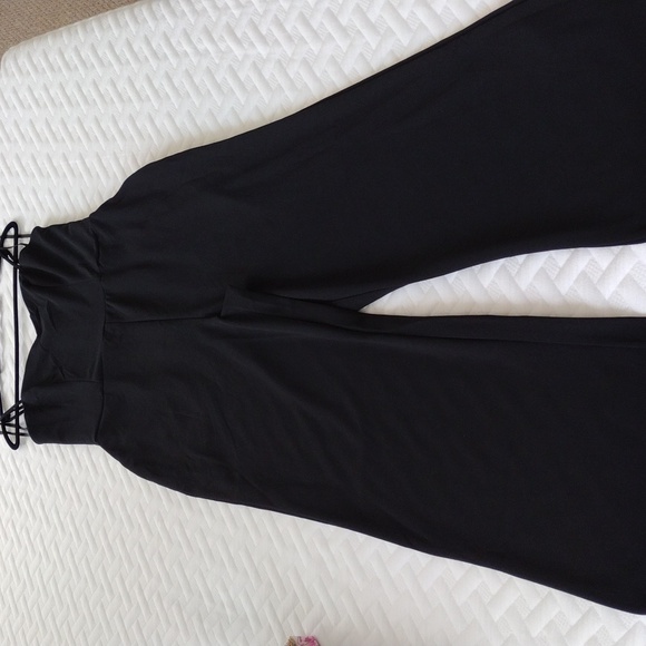 Francesca's Angie Sweetheart Strappy Jumpsuit. Size XL - Picture 12 of 12
